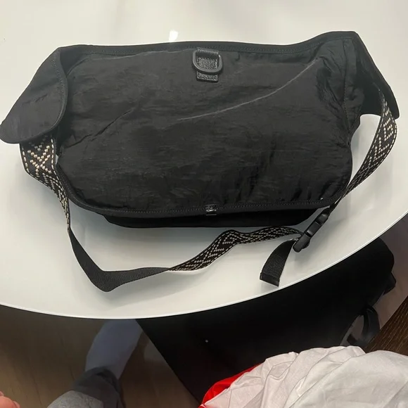 GUCCI BELT BAG WITH GUCCI 80S PATCH 536842 - Picture 3 of 14